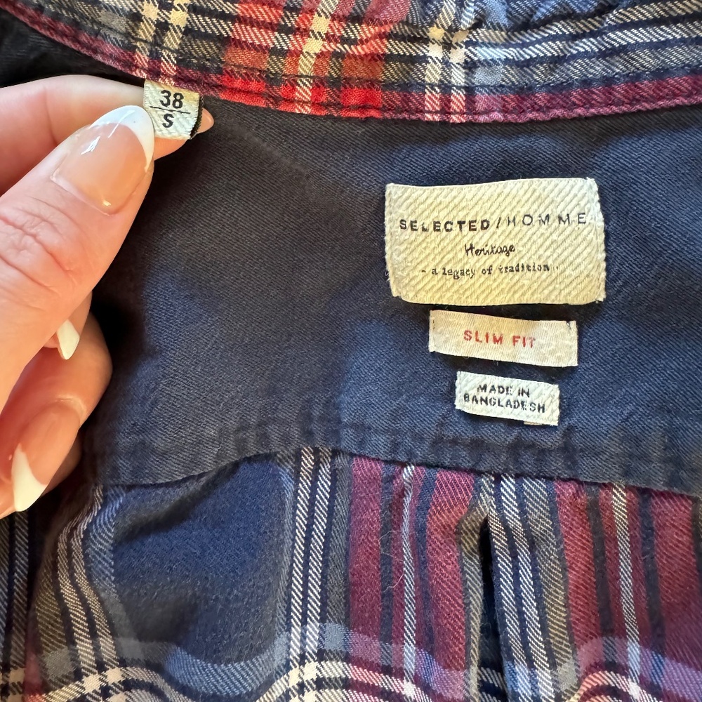 Flannel - Picture 3 of 4